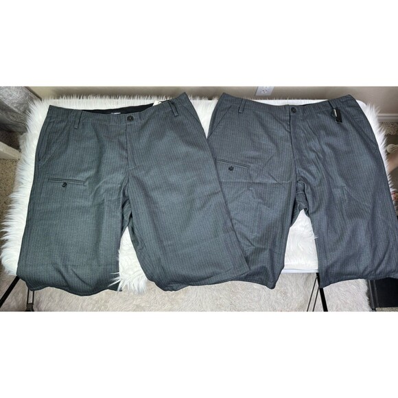 2 Pairs Gramercy Men’s Shorts Same Style New Size 38 - Picture 2 of 5